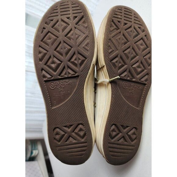 Converse Women's Size 8 High Tops w/ Butterfly Design - Picture 3 of 6